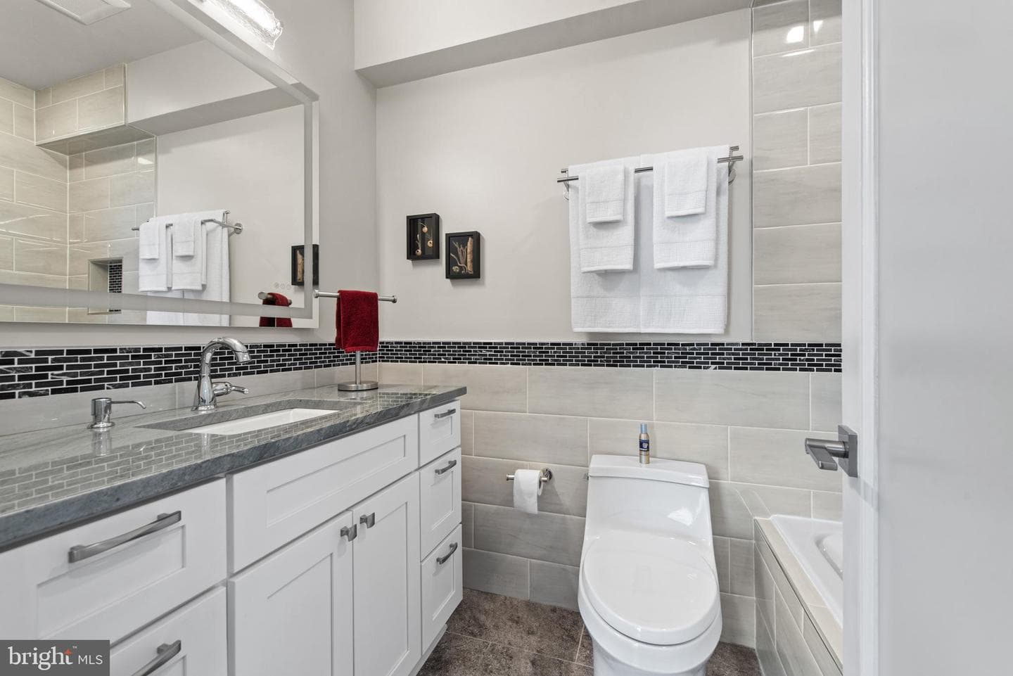 100 Harborview Drive #1509 photo 34