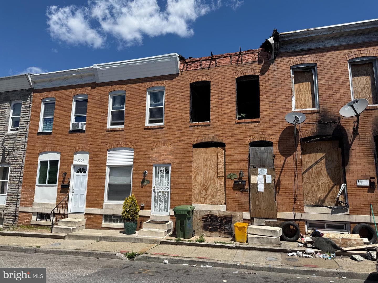 3504 Noble St photo 1
