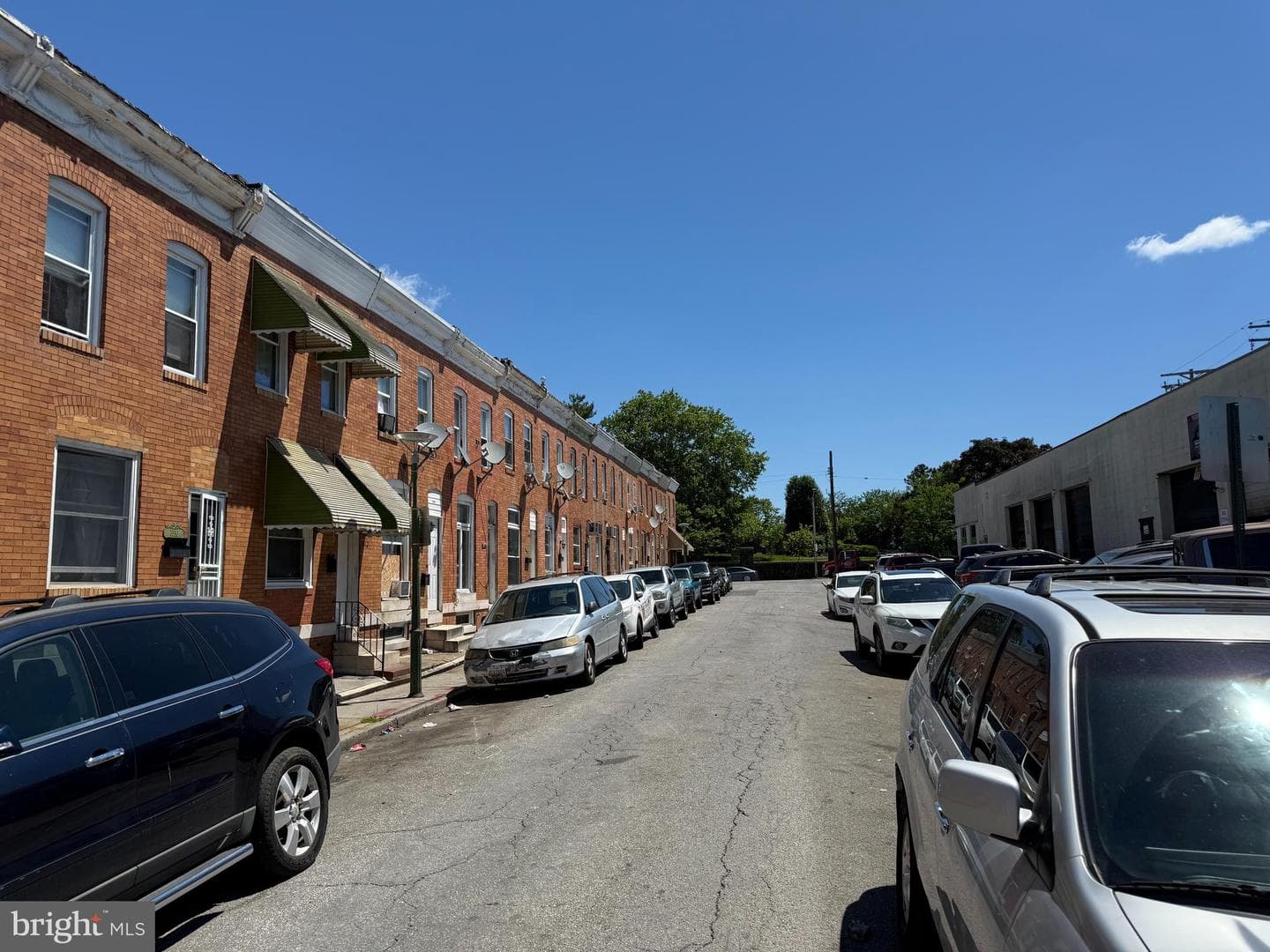 3504 Noble St photo 3
