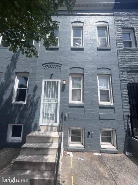 1535 Holbrook Street, Baltimore