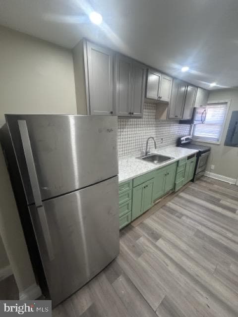 1535 Holbrook Street photo 5