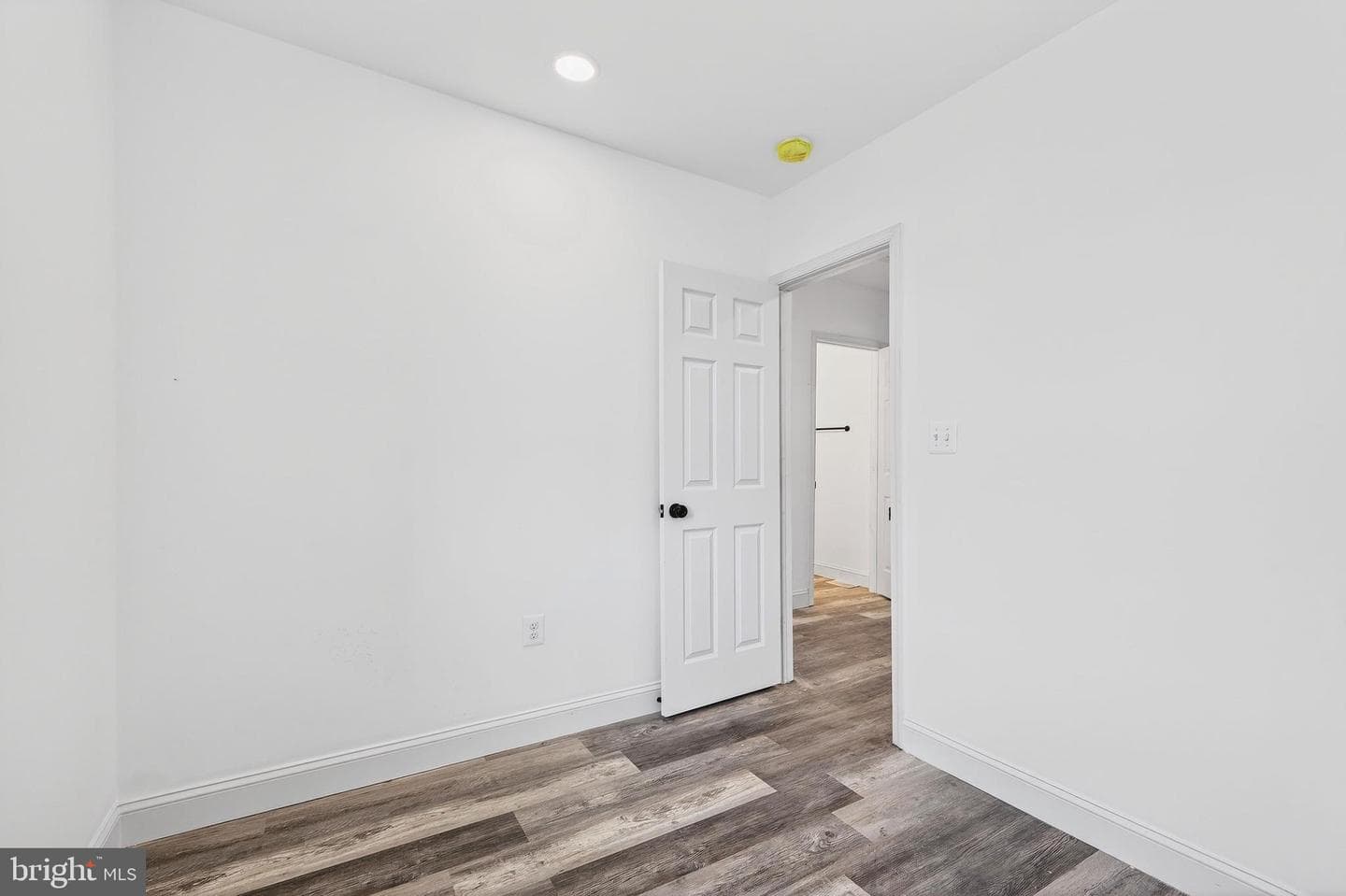 2500 W Franklin Street photo 23