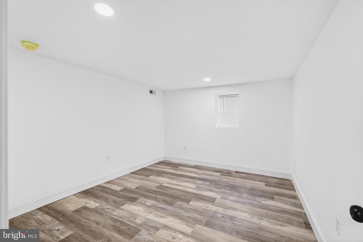 2500 W Franklin Street photo 26