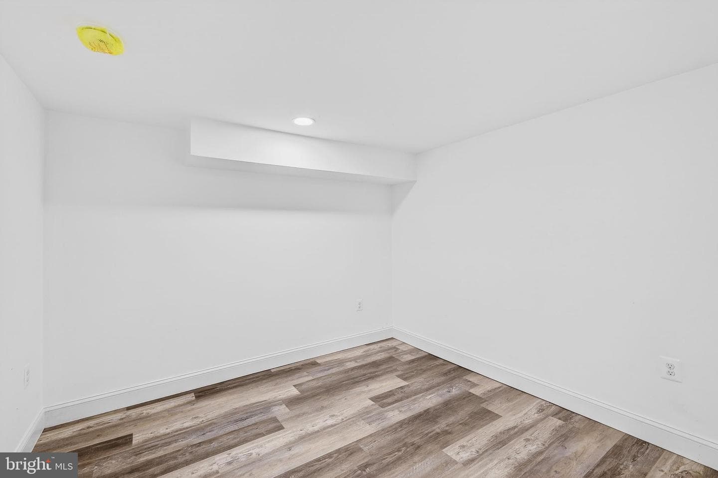 2500 W Franklin Street photo 34