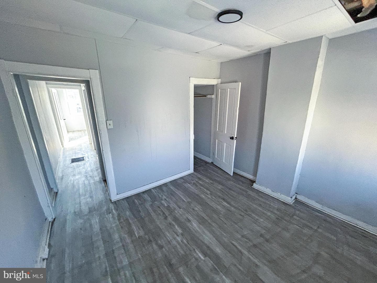 1531 N Woodyear Street photo 8