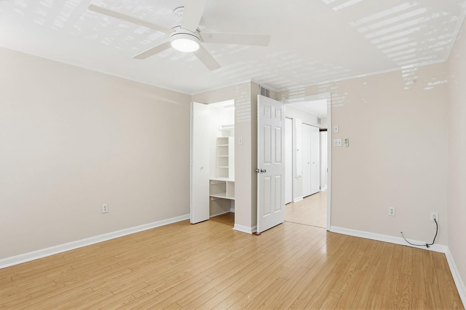 2116 Bank Street photo 22