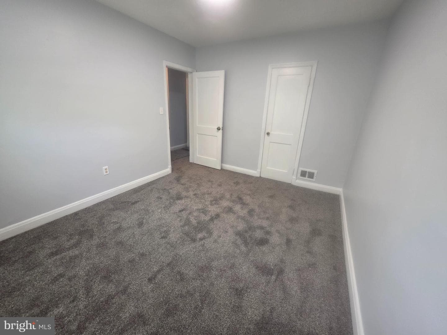 1235 Limit Avenue photo 12
