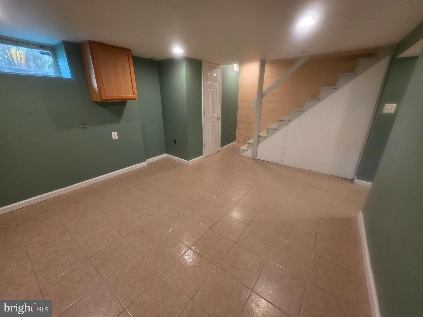 1235 Limit Avenue photo 20
