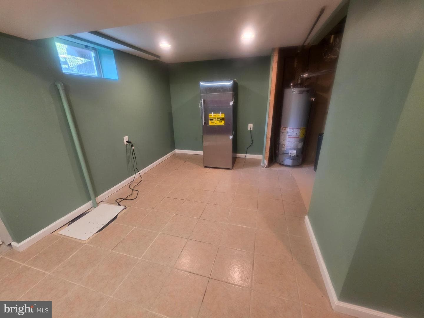 1235 Limit Avenue photo 23
