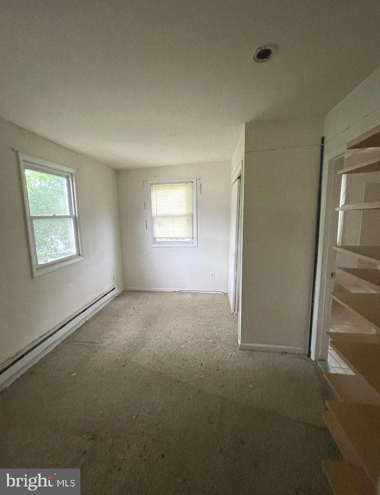 4110 N Rogers Avenue photo 16