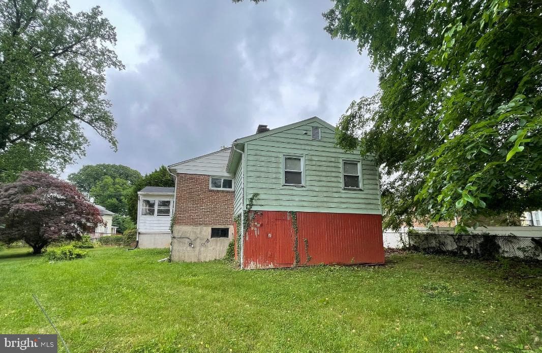 4110 N Rogers Avenue photo 32