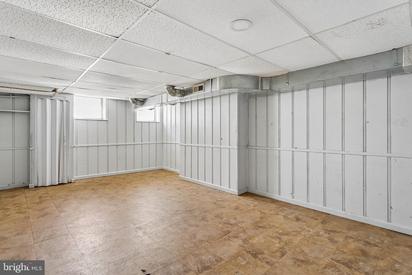 2304 E Lafayette Avenue photo 25