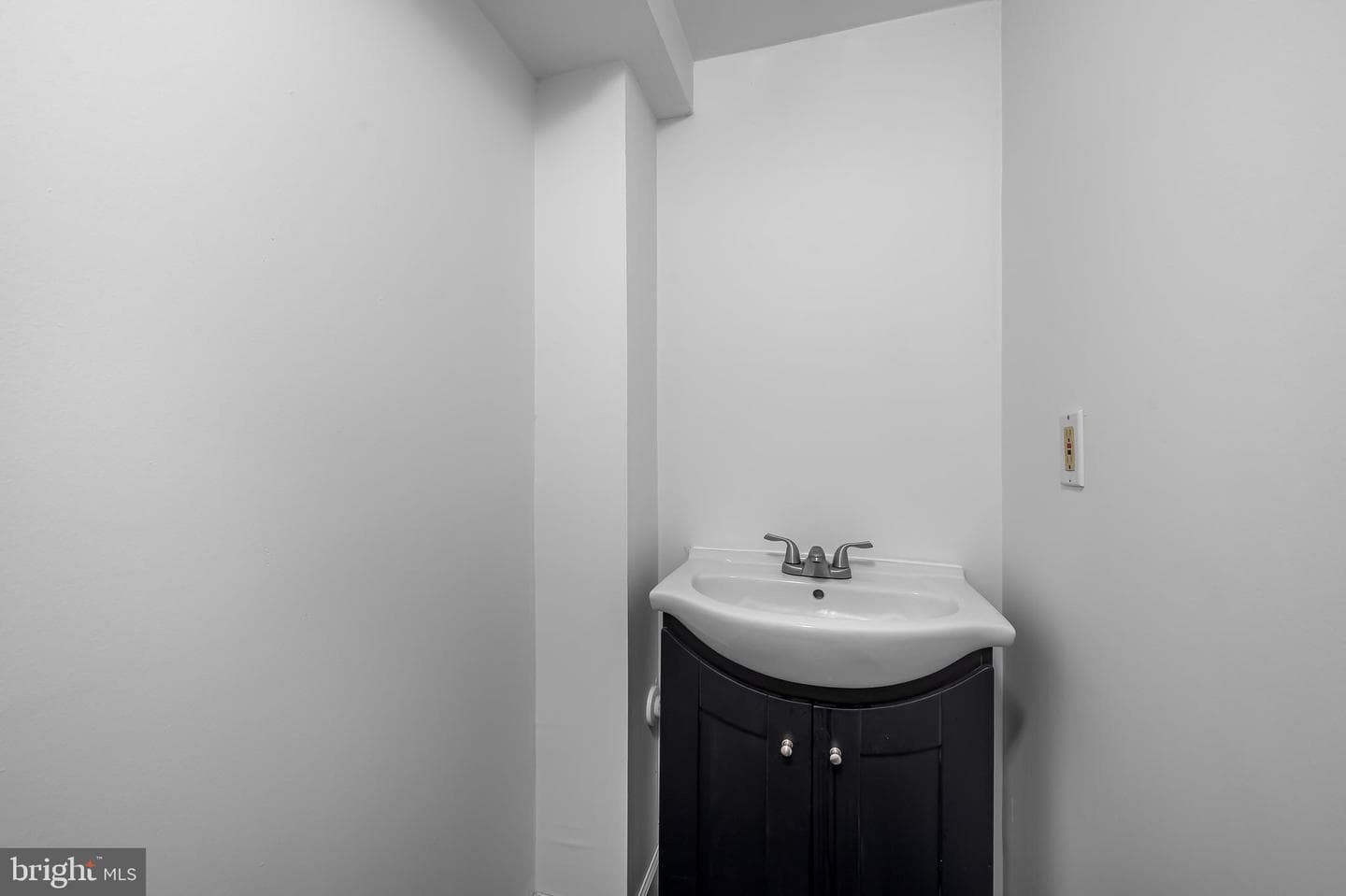 1413 Roland Heights Avenue photo 21