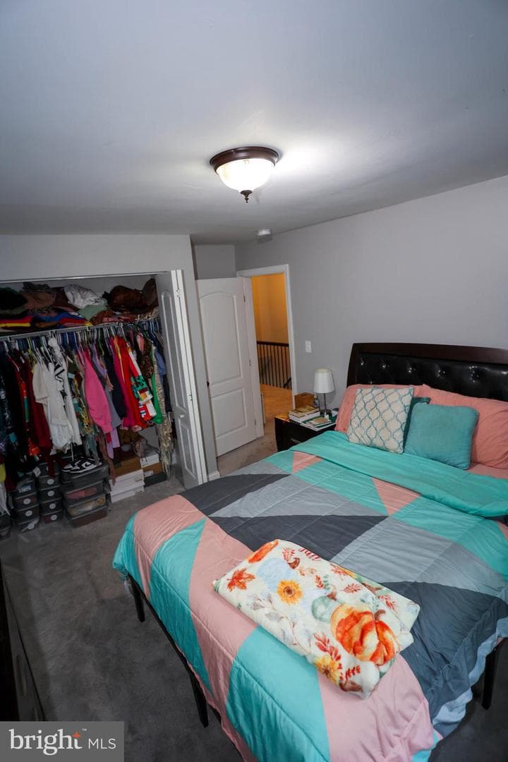910 Dartmouth Road photo 29