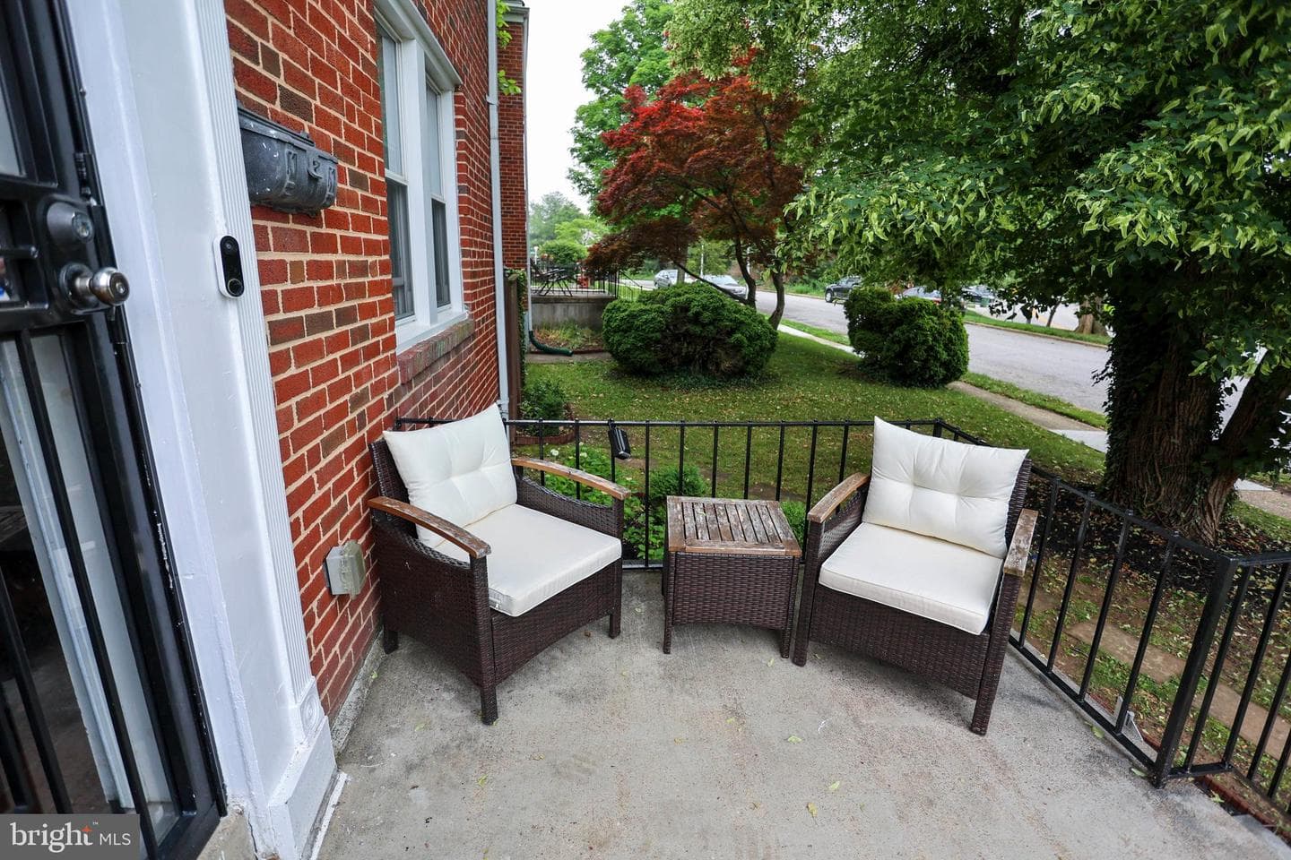 910 Dartmouth Road photo 4