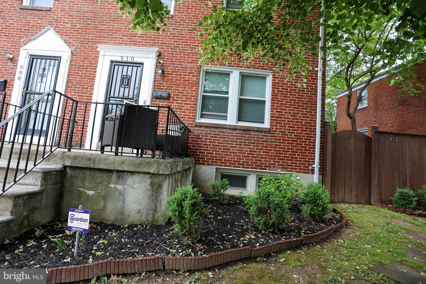 910 Dartmouth Road photo 47