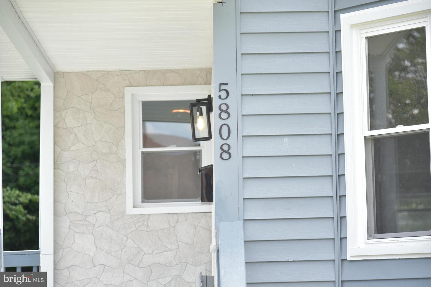 5808 Highgate Dr photo 2