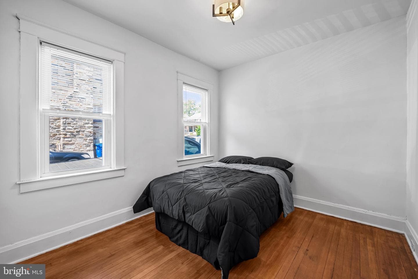 2505 Oakley Avenue photo 21