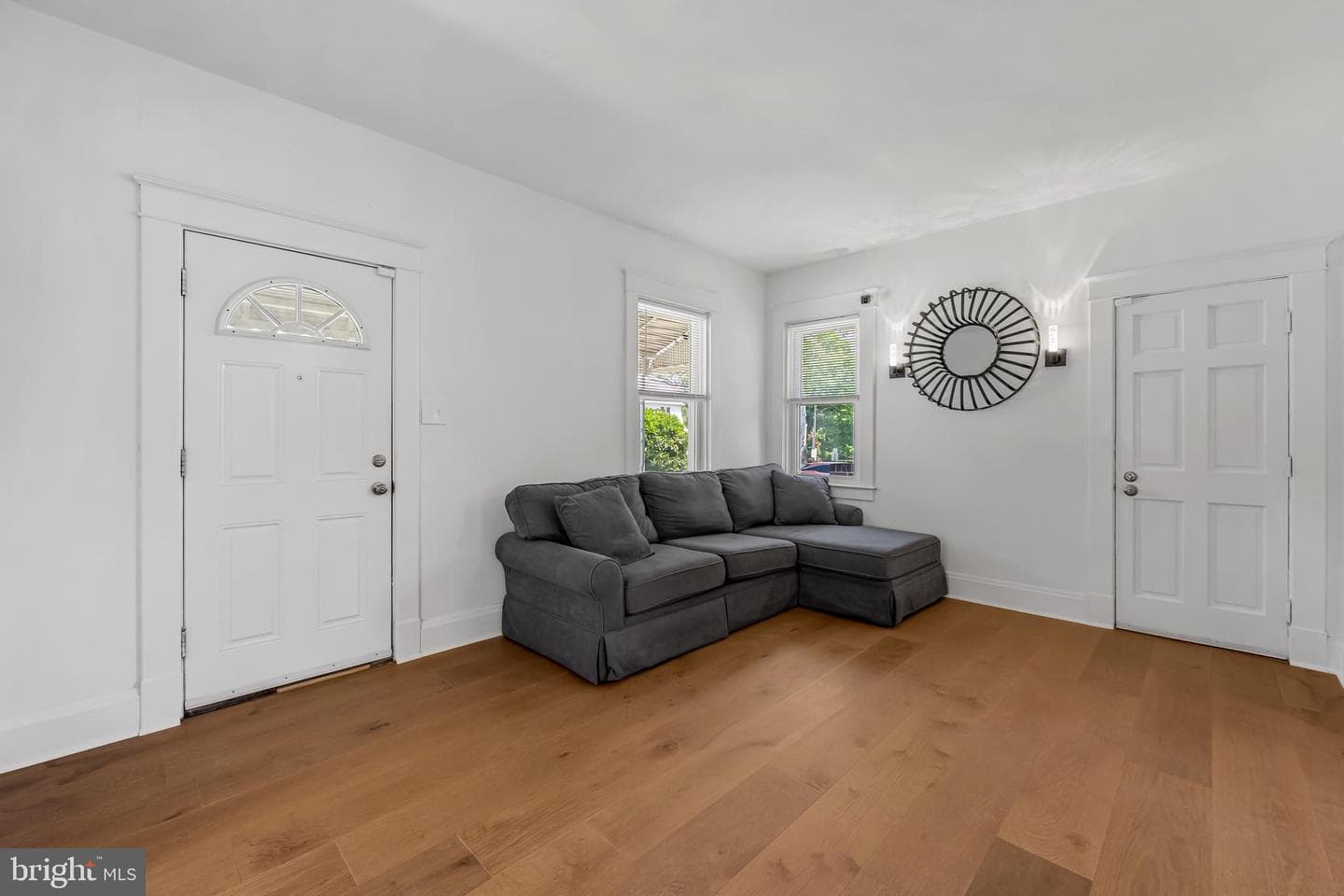 2505 Oakley Avenue photo 4