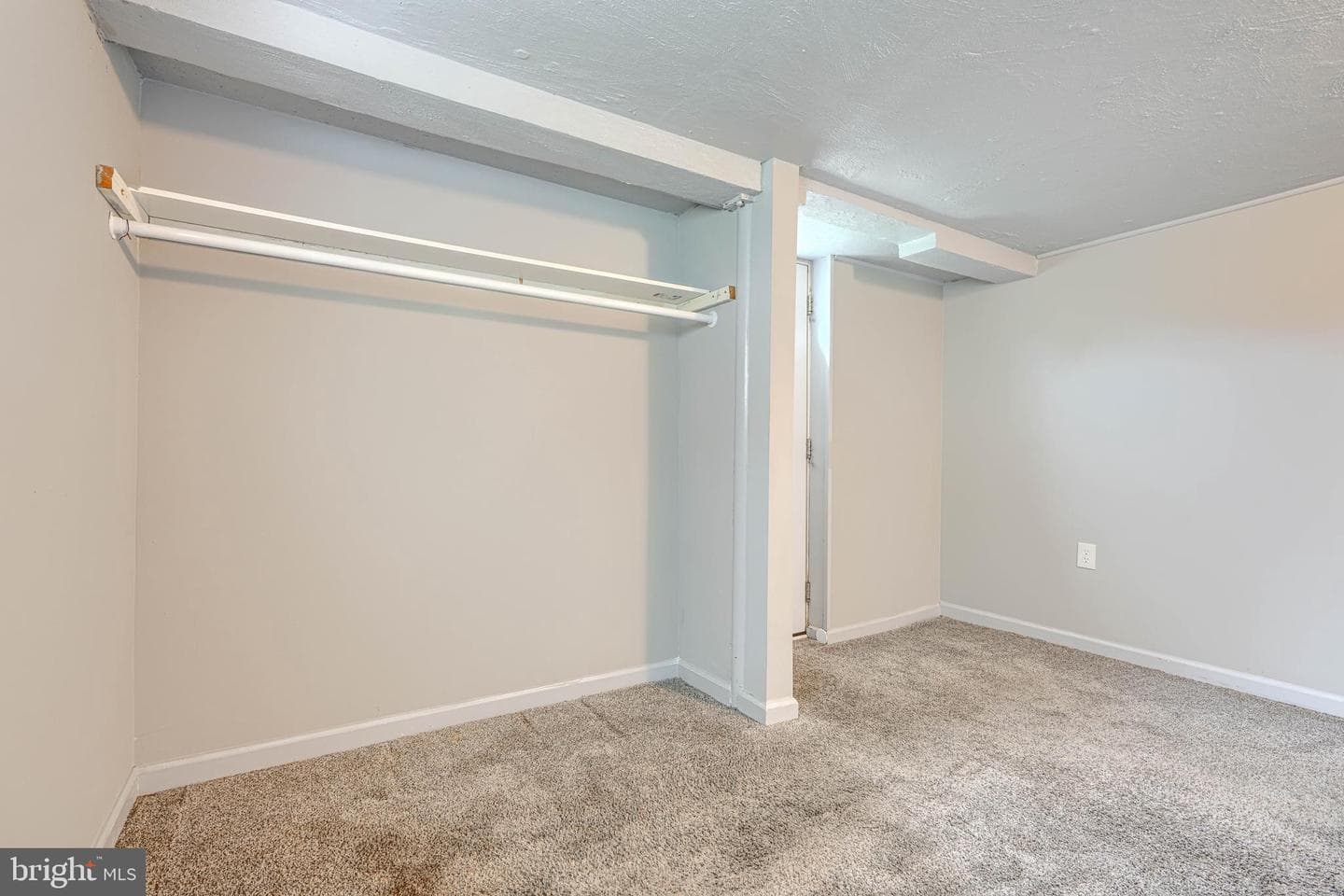 3227 Woodring Avenue photo 44