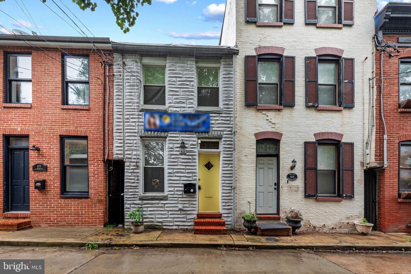 607 S Durham Street photo 24