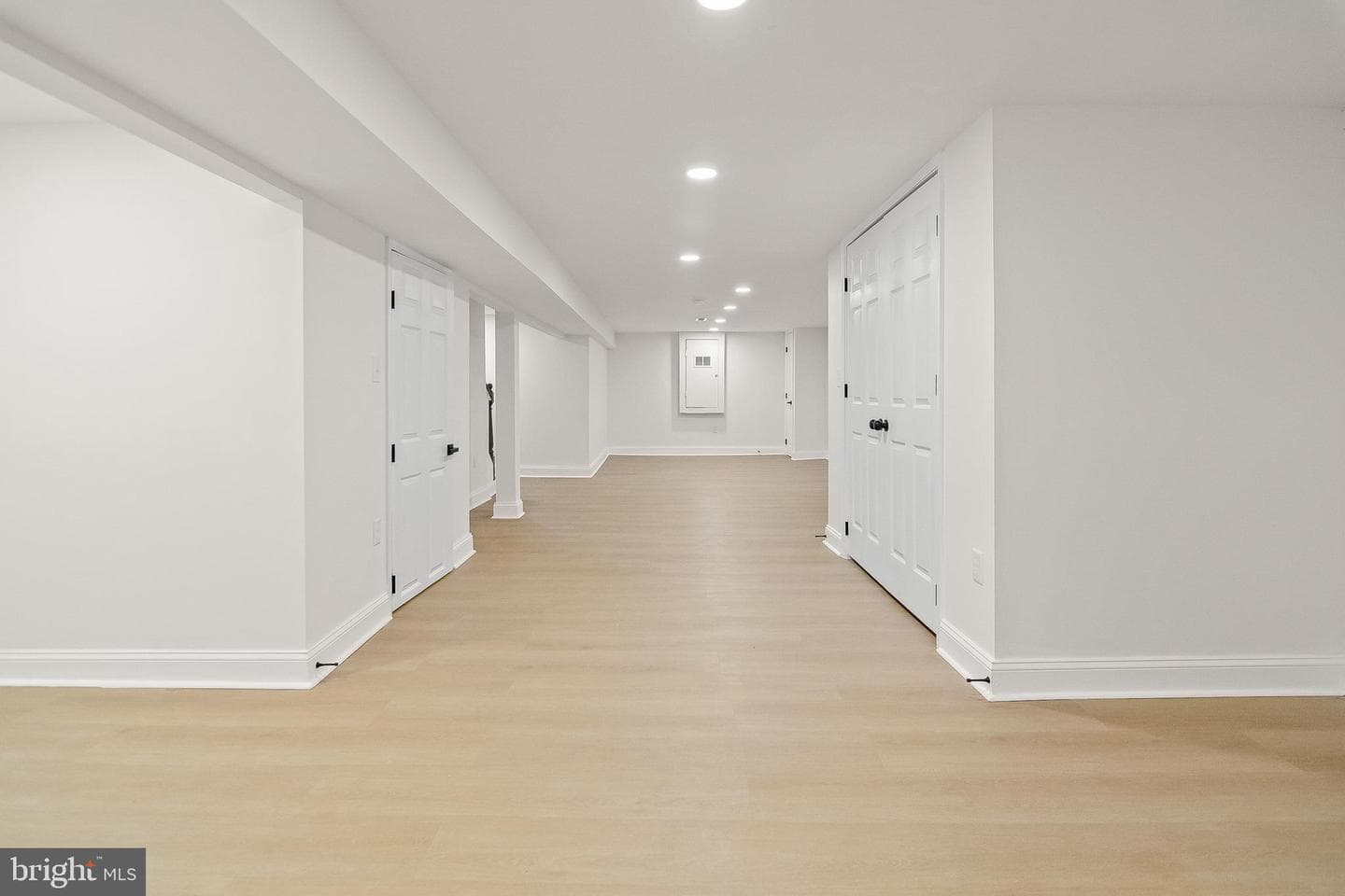 605 Woodbourne Avenue photo 42