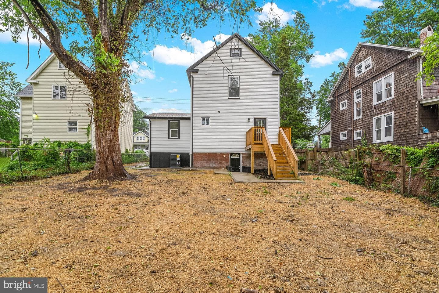 605 Woodbourne Avenue photo 44