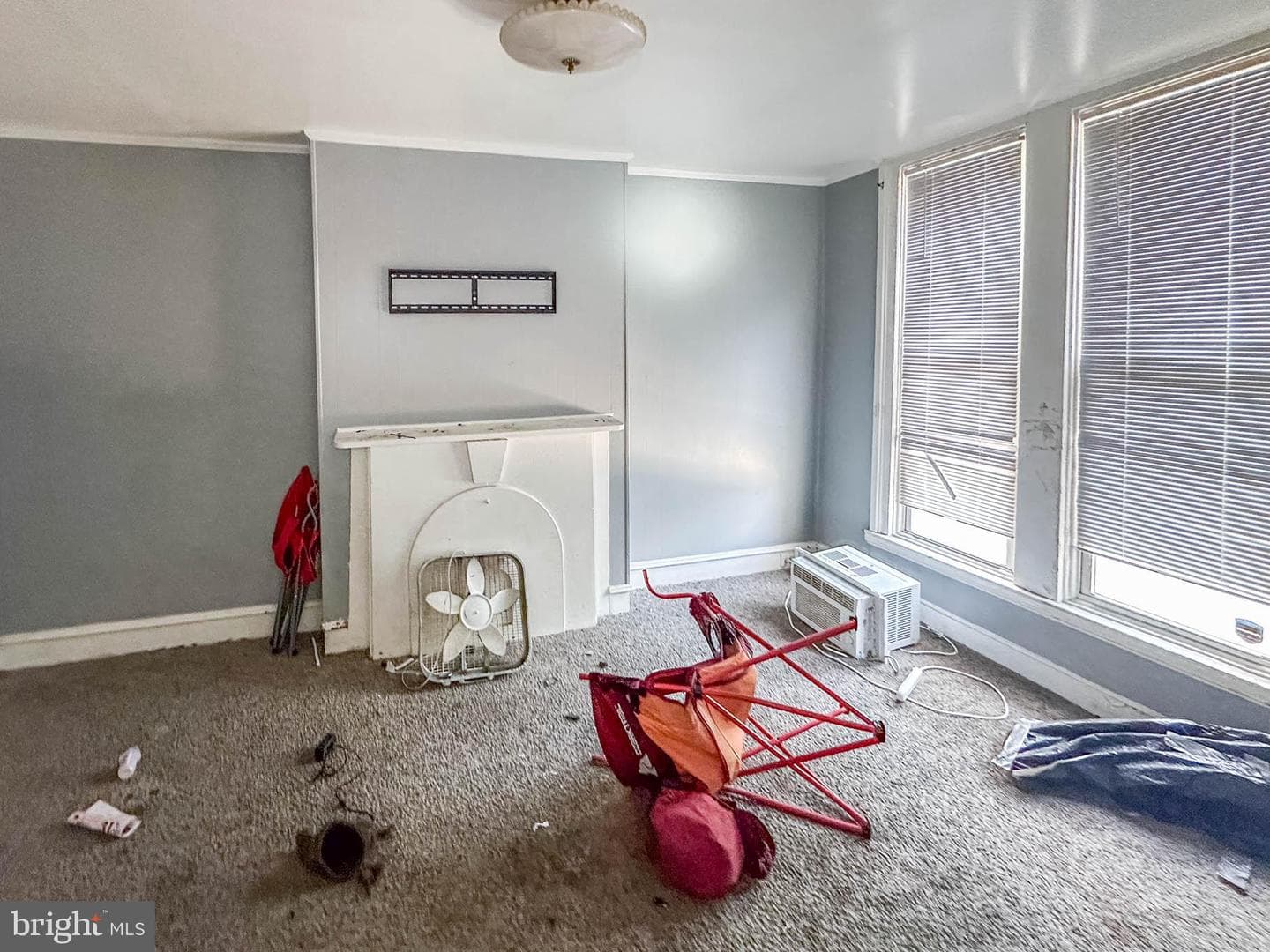 1733 N Bond Street photo 2