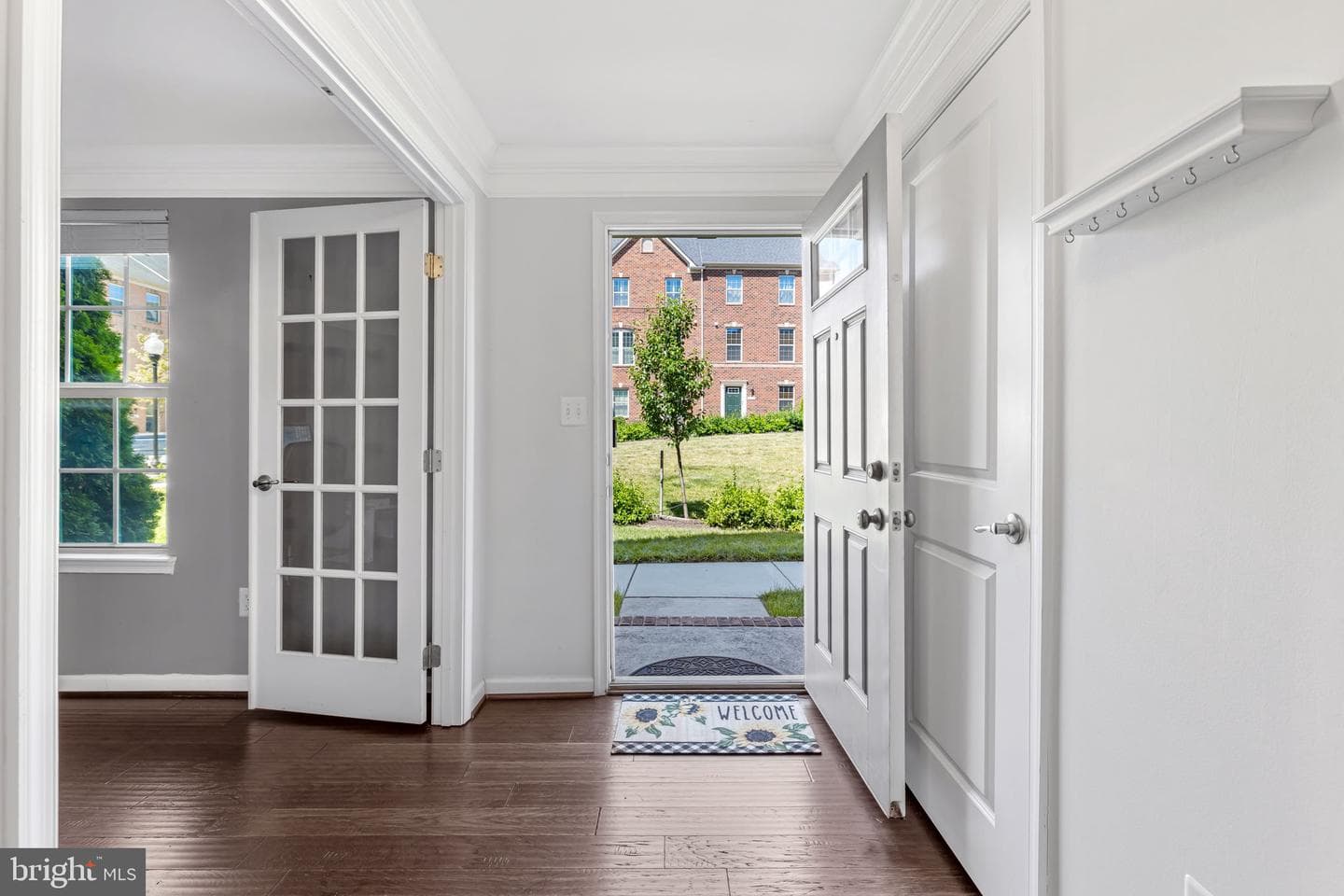4662 Hudson Street photo 5
