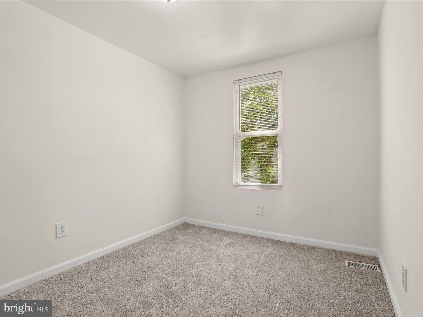 3211 Elmley Avenue photo 11