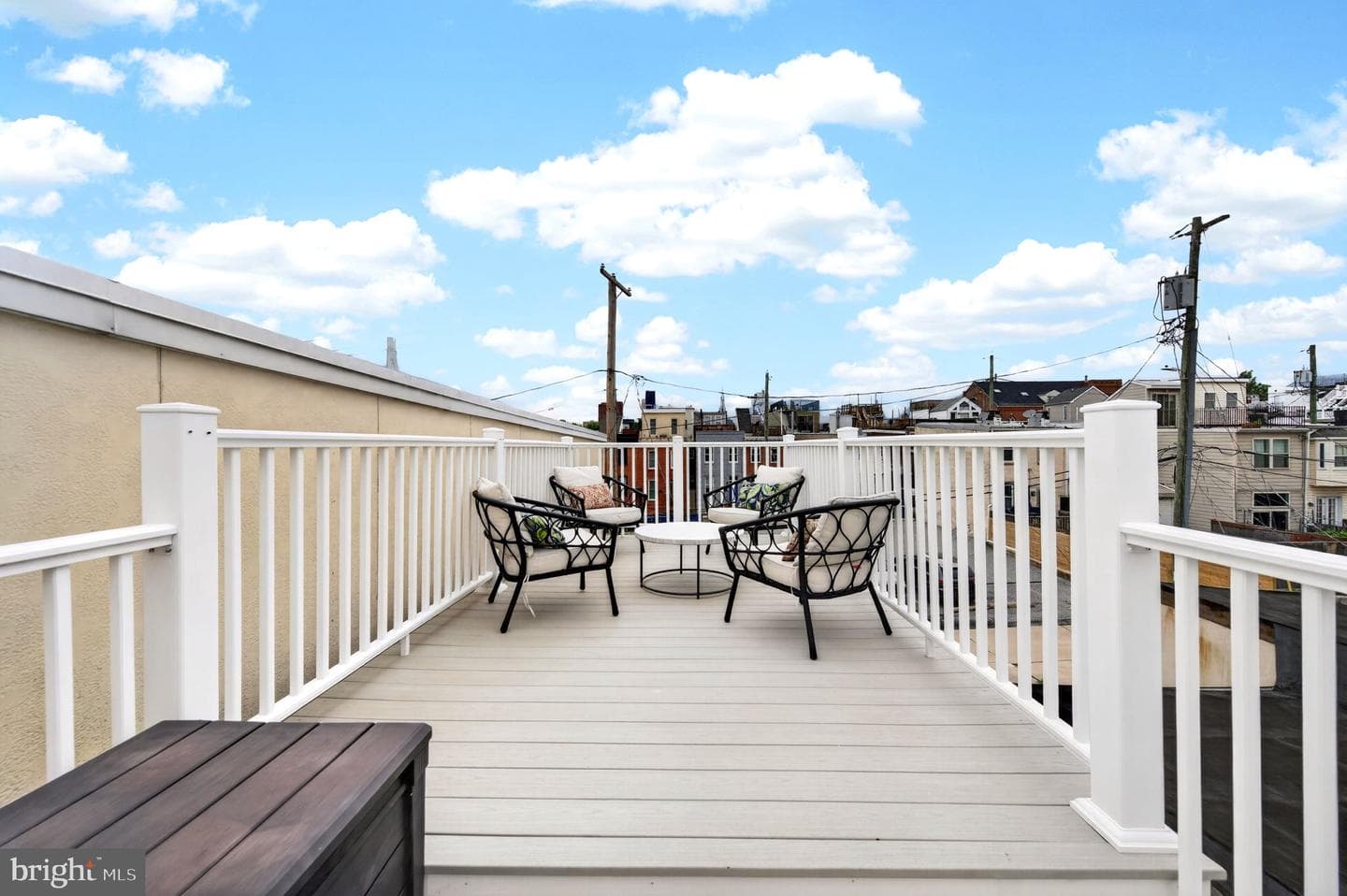112 Fort Avenue E photo 39