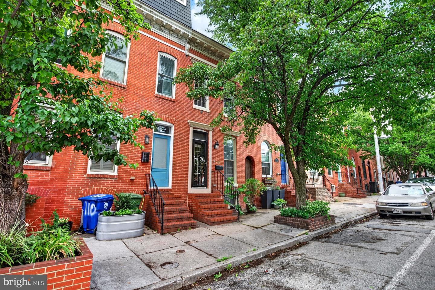 112 Fort Avenue E photo 45