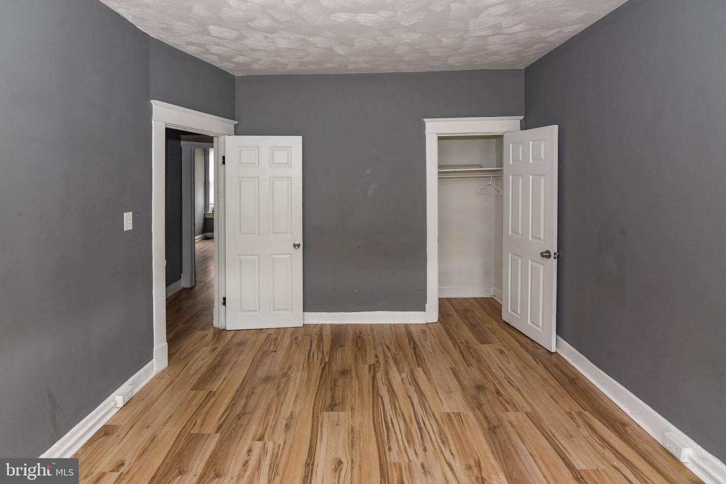 1081 Ellicott Dr photo 16