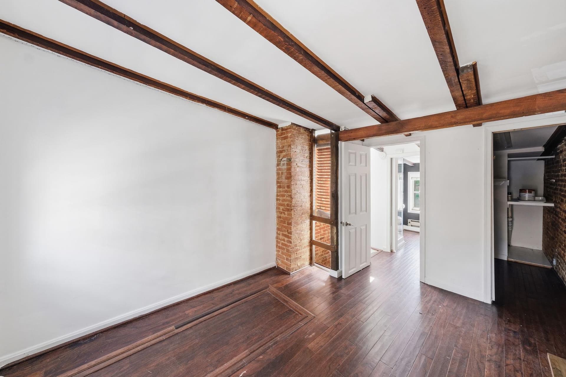 708 S Durham Street photo 13