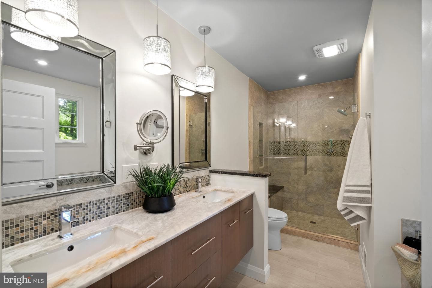 2215 Cross Country Boulevard photo 15