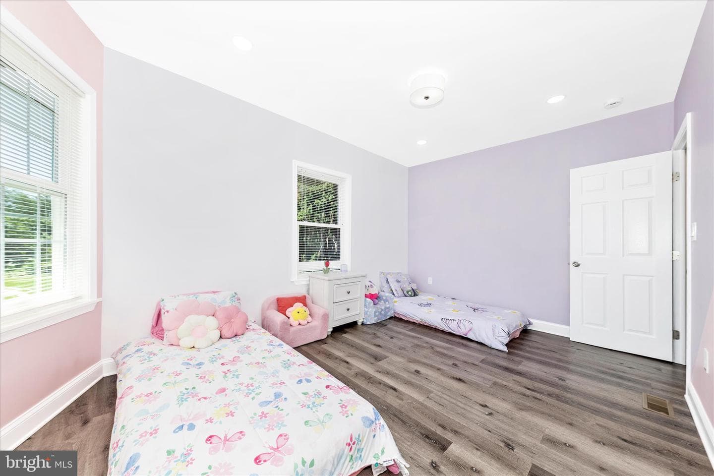 3606 W Rogers Avenue photo 27