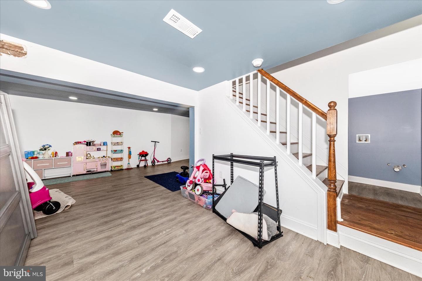 3606 W Rogers Avenue photo 36