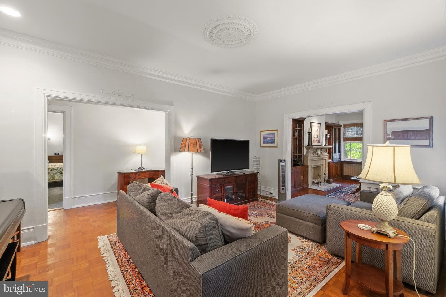 501 W University Parkway #2b photo 5