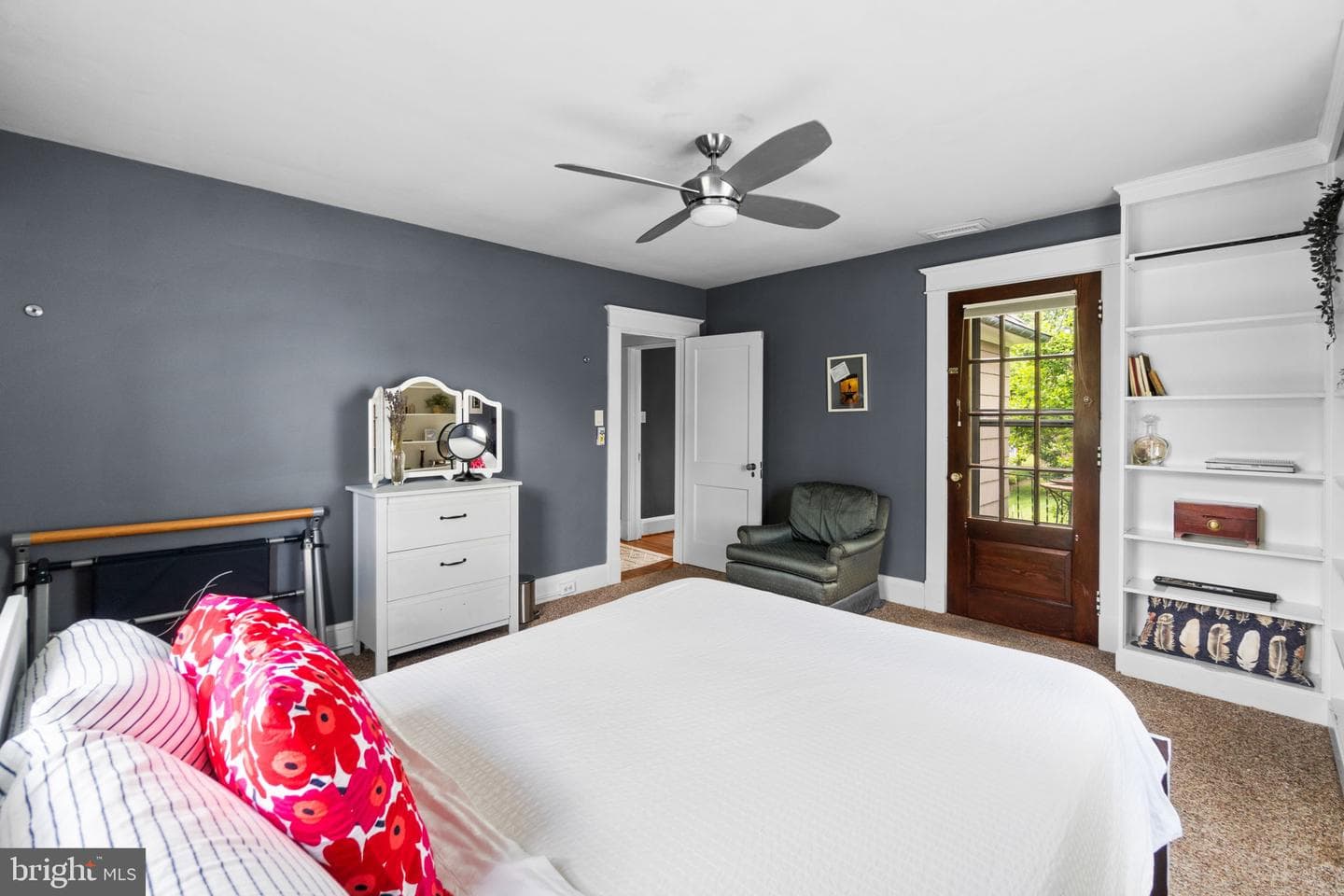 322 Saint Dunstans Road photo 25