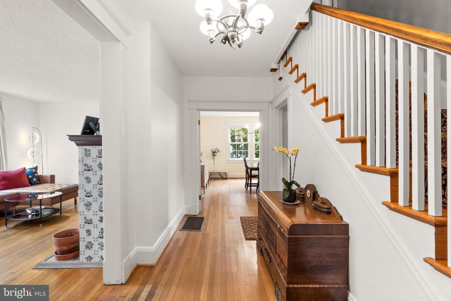 322 Saint Dunstans Road photo 4