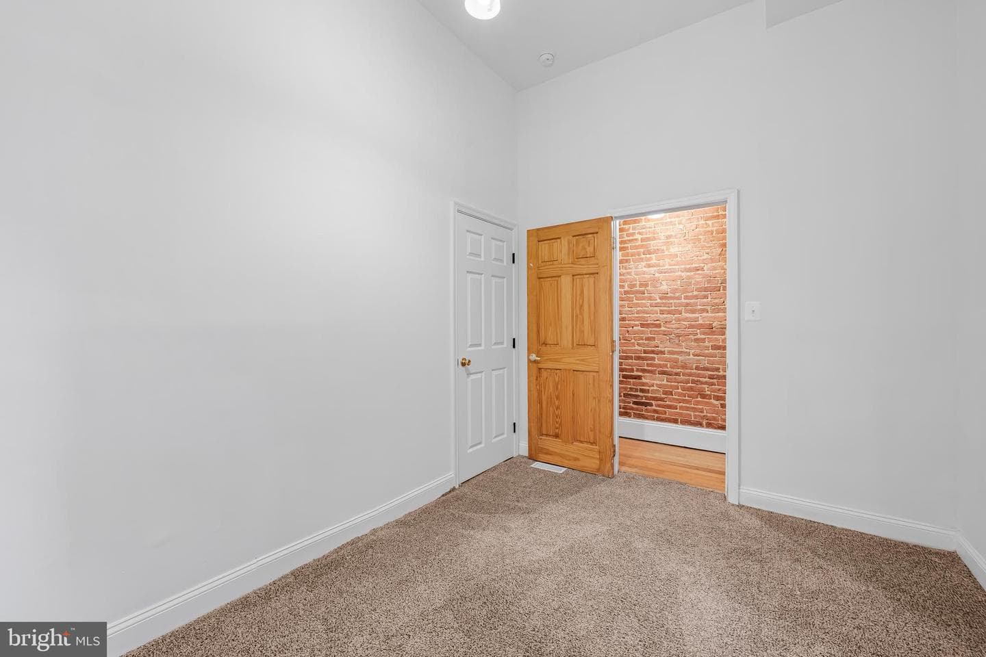 2024 Park Avenue photo 16