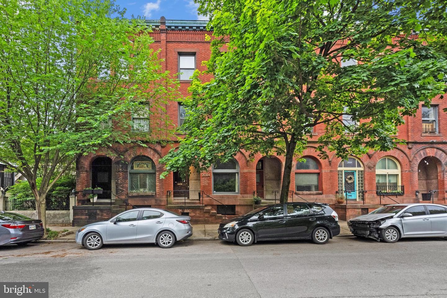 2024 Park Avenue photo 3