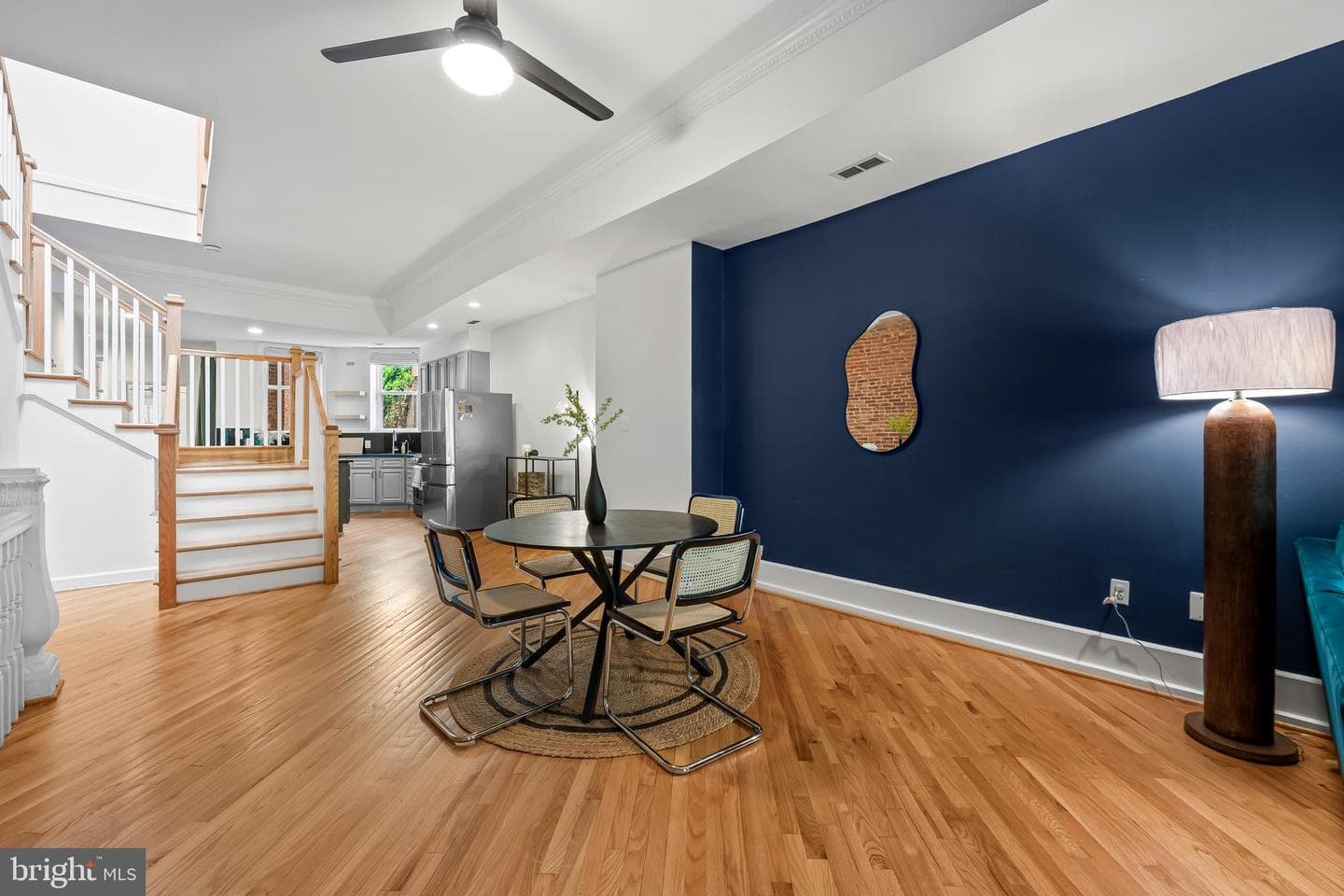 2024 Park Avenue photo 32