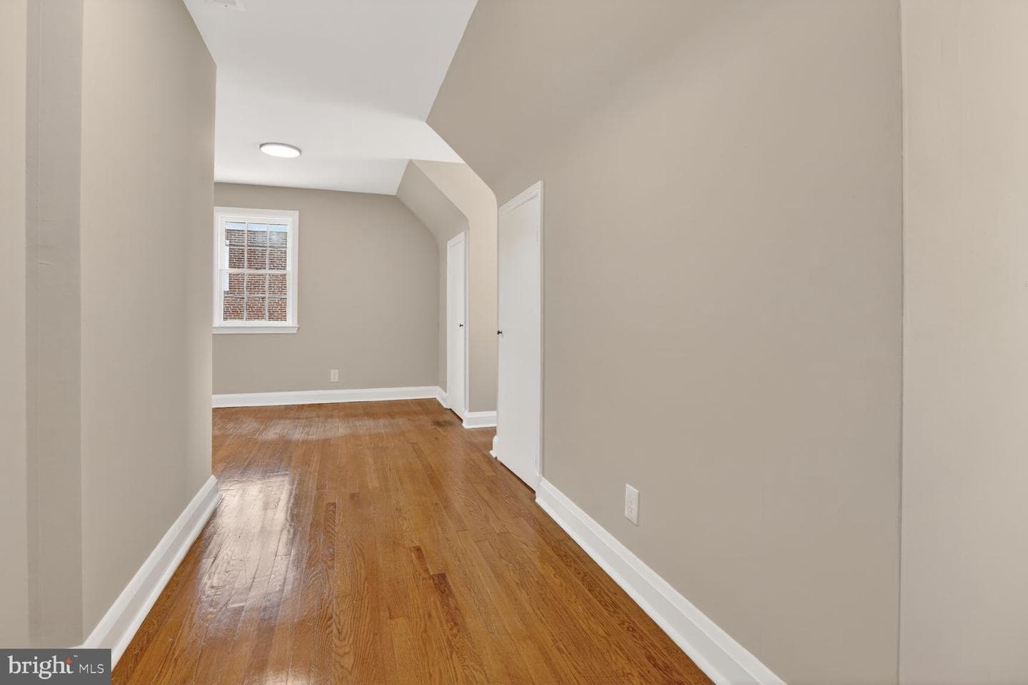 315 E Cold Spring Lane photo 17