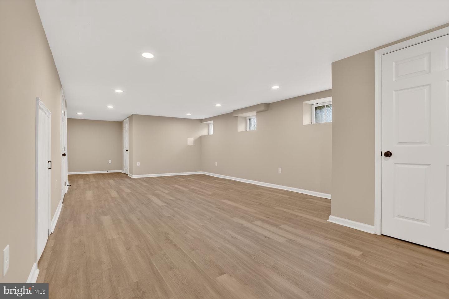 315 E Cold Spring Lane photo 8