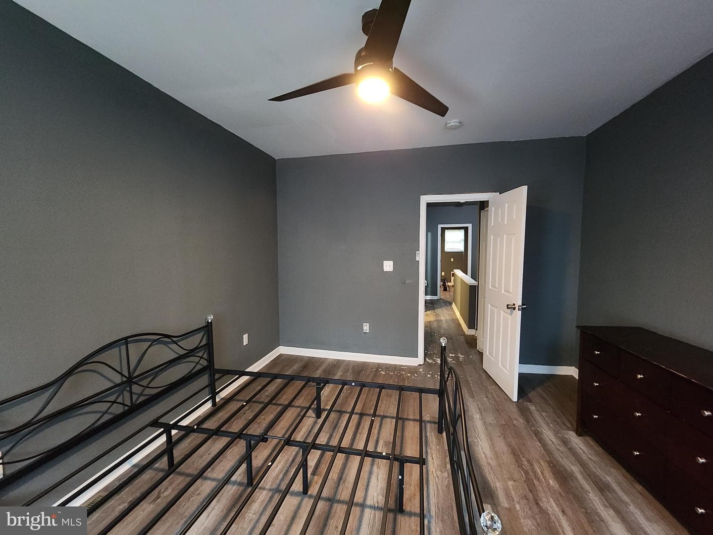2557 W Baltimore Street photo 20