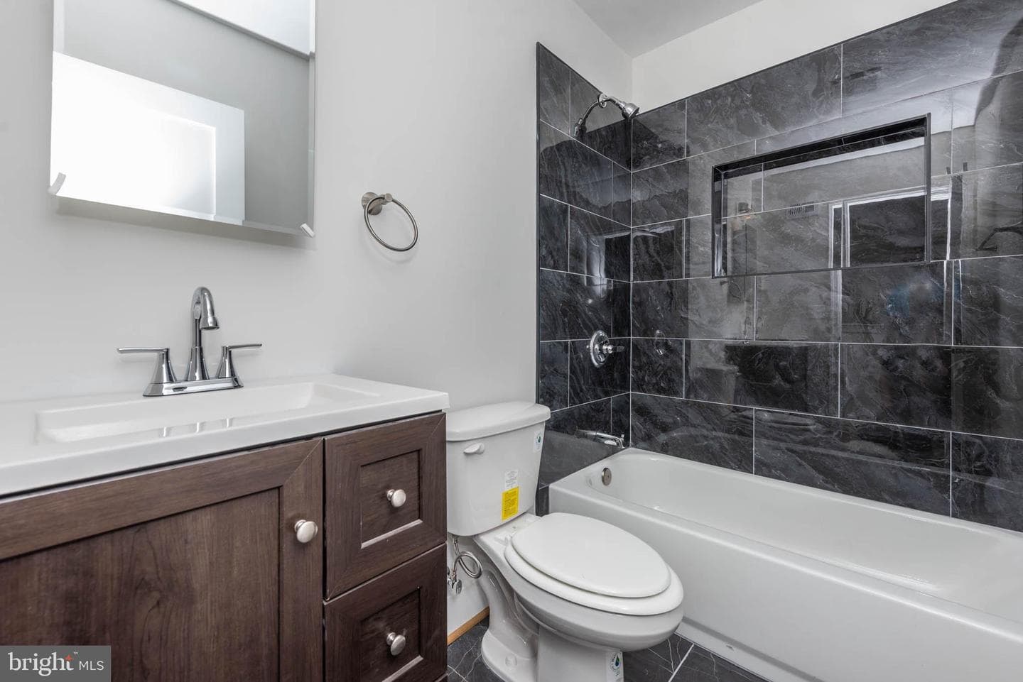 23 S Morley Street photo 12