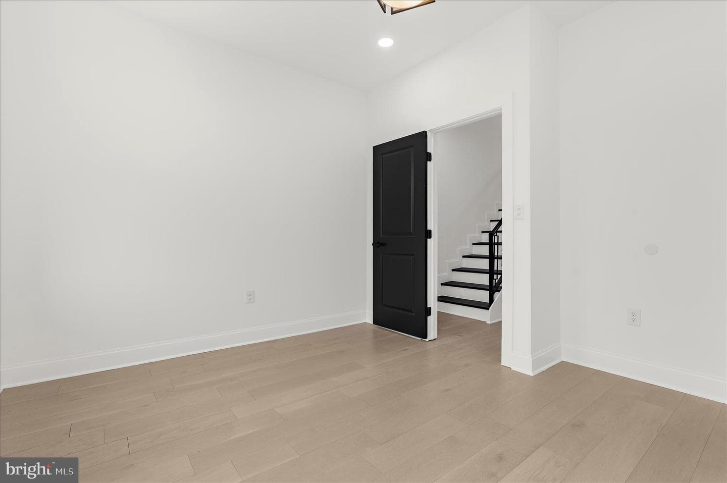 2321 Madison Avenue photo 22