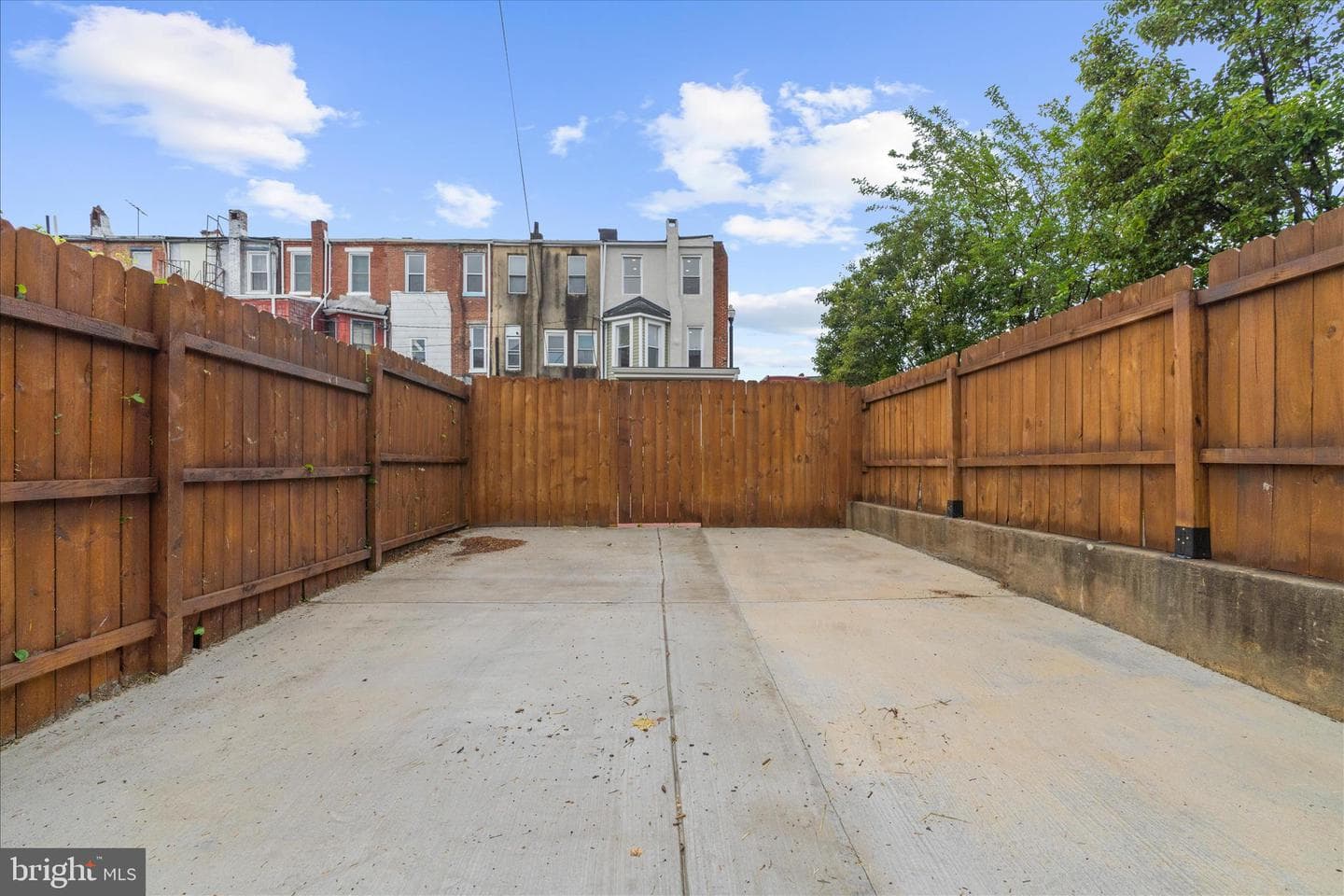 2321 Madison Avenue photo 45