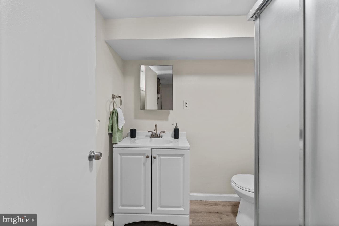 1040 Wedgewood Road photo 13